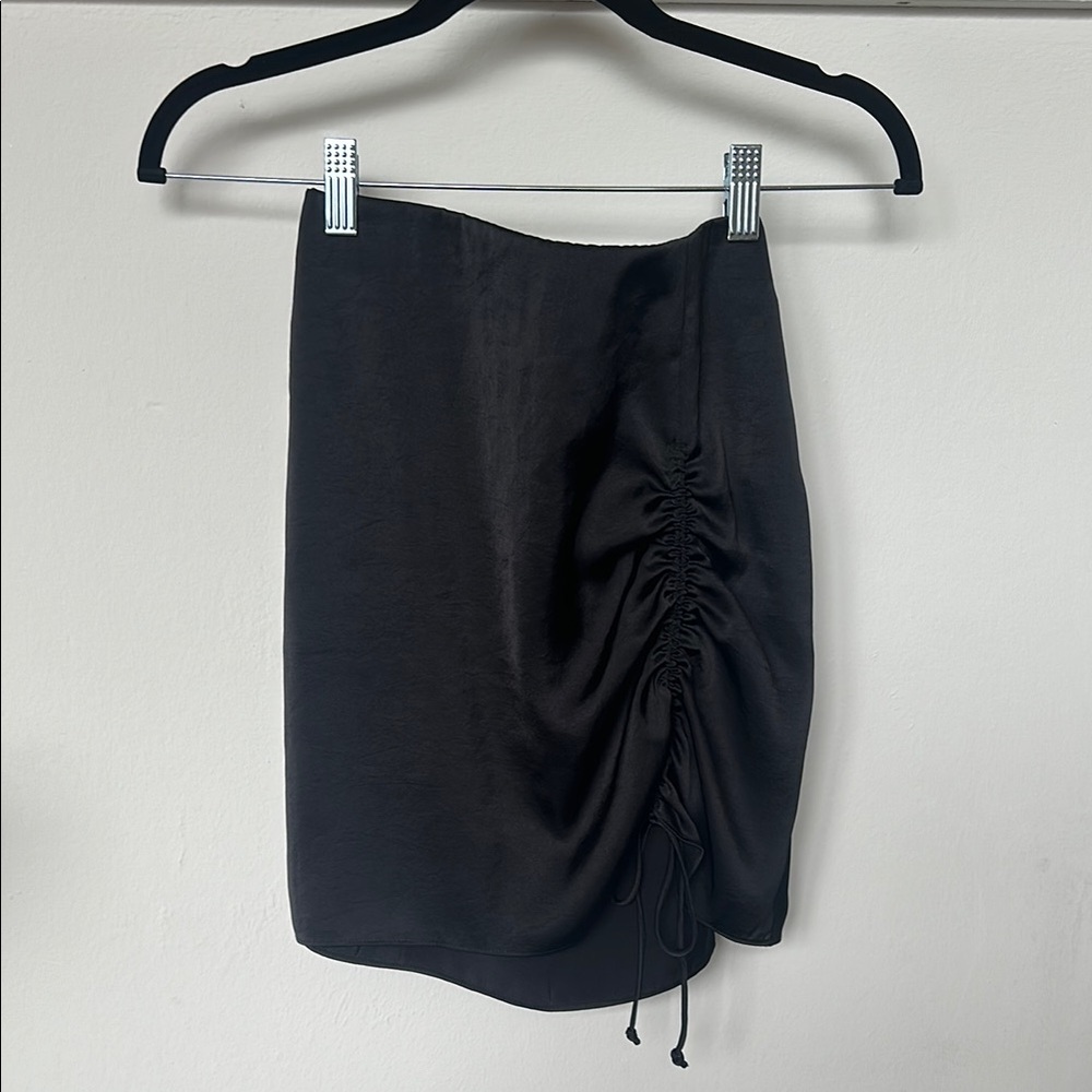 Elegant Black Ruched Skirt
